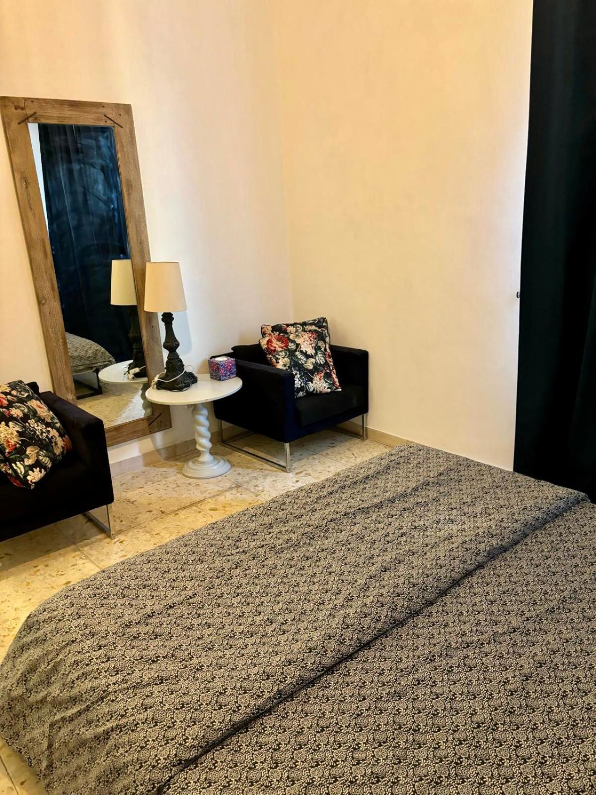 Live In Pisa - 250M Dalla Stazione Centrale Di Pisa Hotell Eksteriør bilde