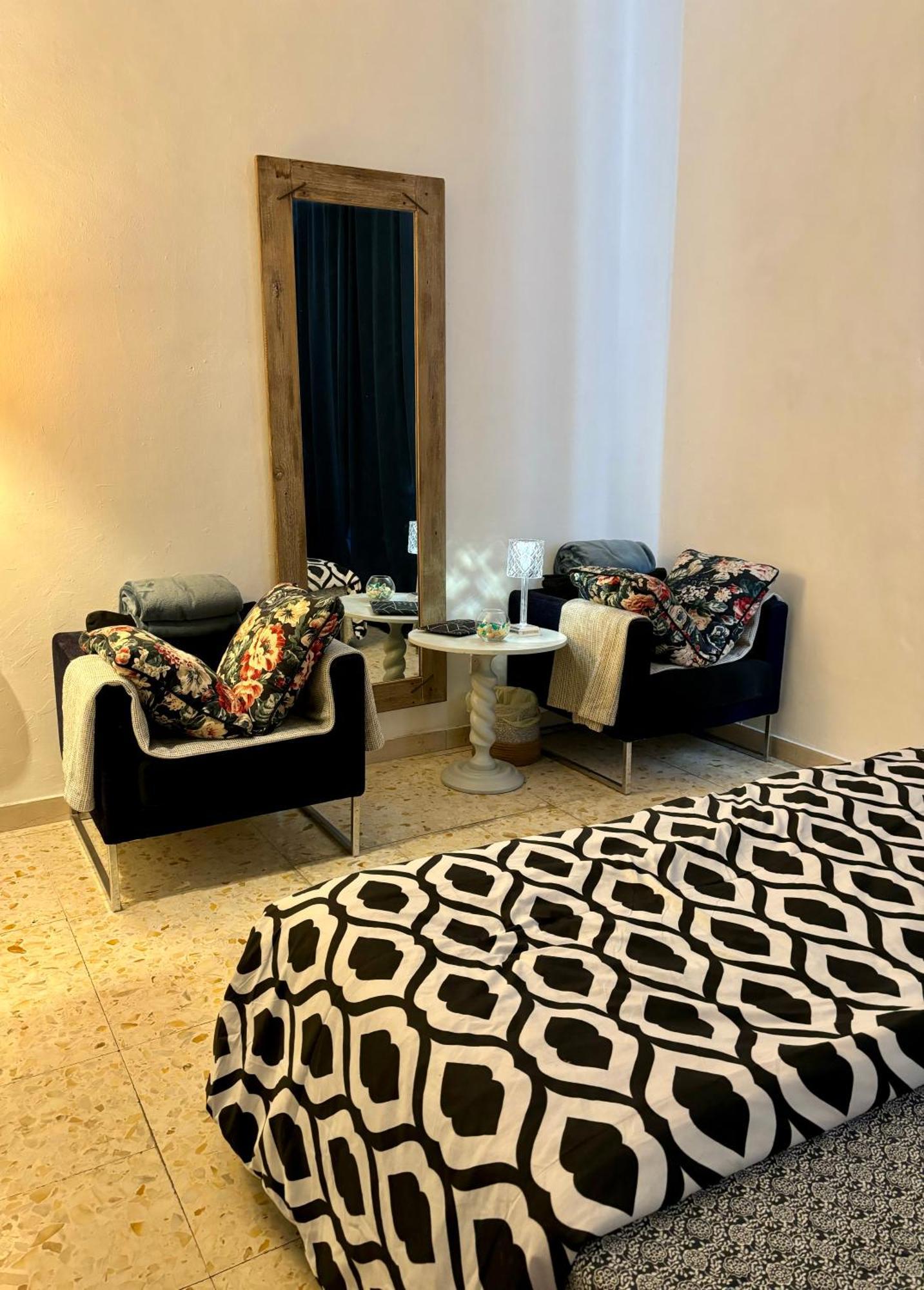 Live In Pisa - 250M Dalla Stazione Centrale Di Pisa Hotell Eksteriør bilde